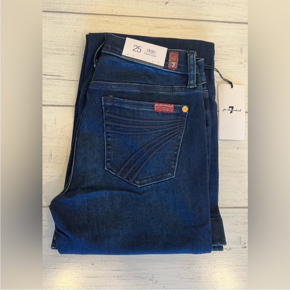 7 For All Mankind Dojo Original Jeans Women’s Flare leg Trousers NWT Size 25